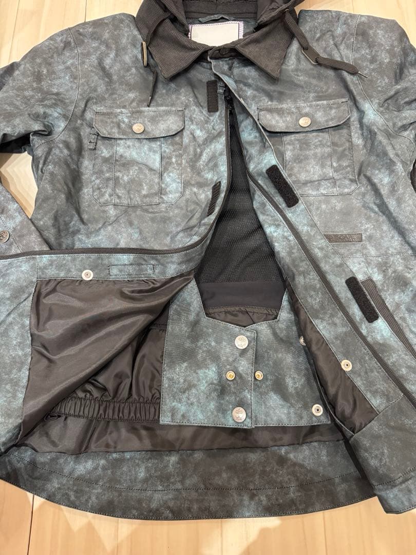 SCAPE. ウェア　上下セット　上Lサイズ　下Mサイズ　エスケープ