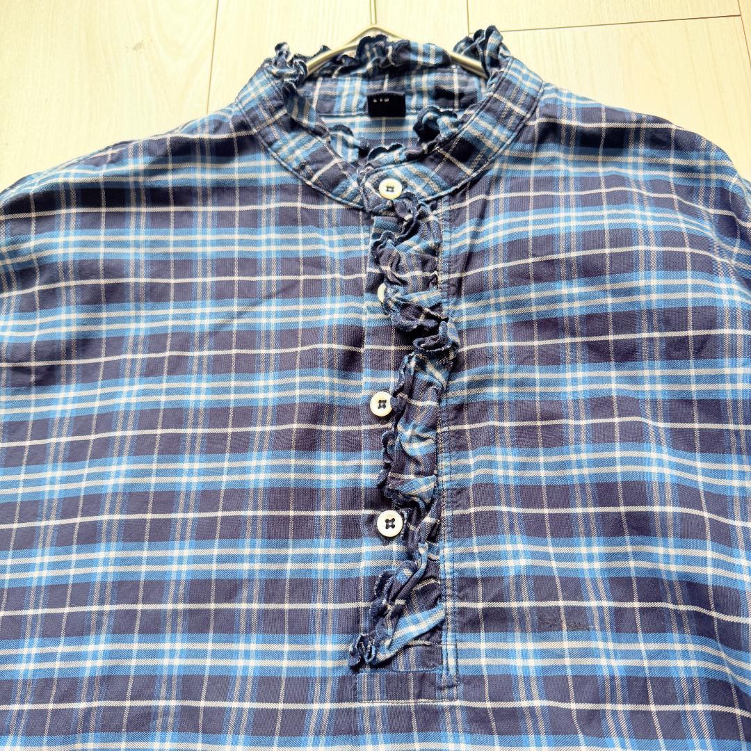 美品・現行品✨45R 　薄オックスのカットワークプルシャツ　R刺繍　フリル