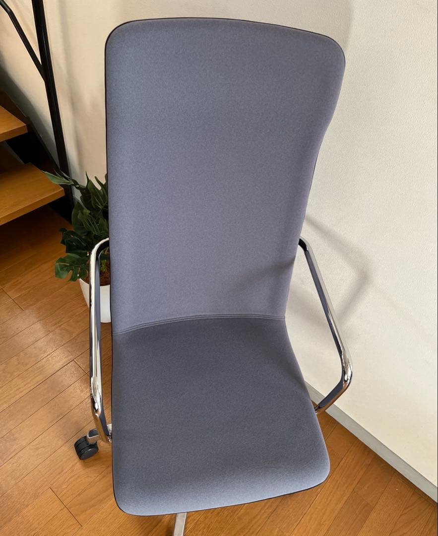 PLUS プラス　アルフィーノチェア　伊丹由和　13.9万　デザイナーズ　美品