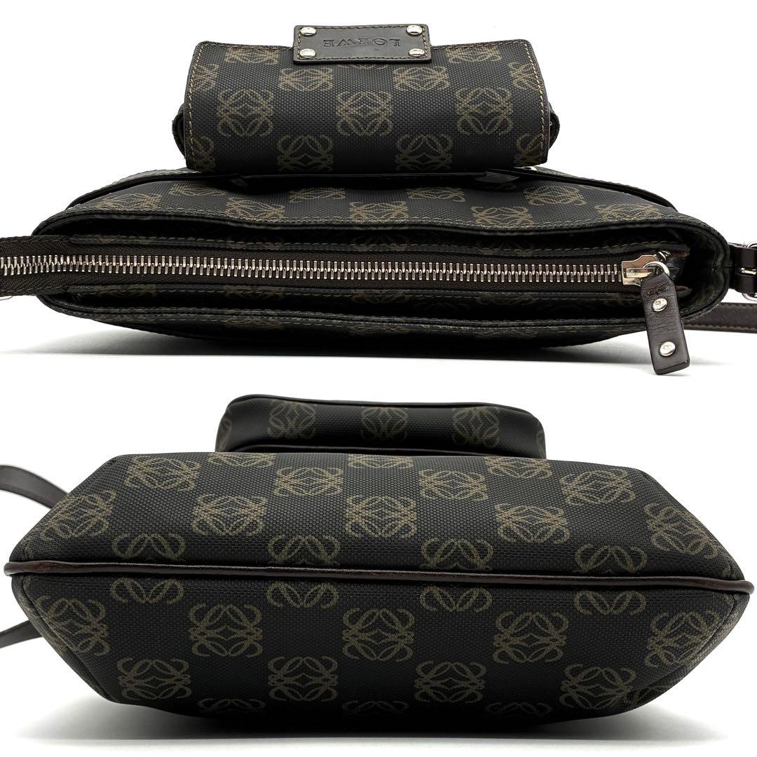 美品 ロエベ ショルダーバッグ リピートアナグラム ポーチ付 斜め掛け 黒 茶