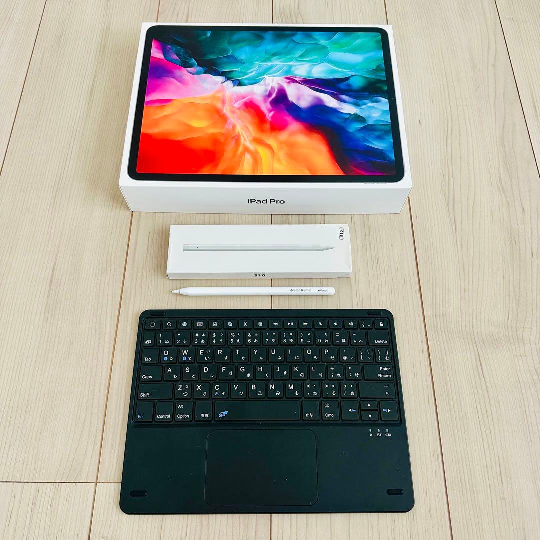 じ*ん様 おまけ付き！ iPad Pro 12.9インチ 第4世代wifiモデル
