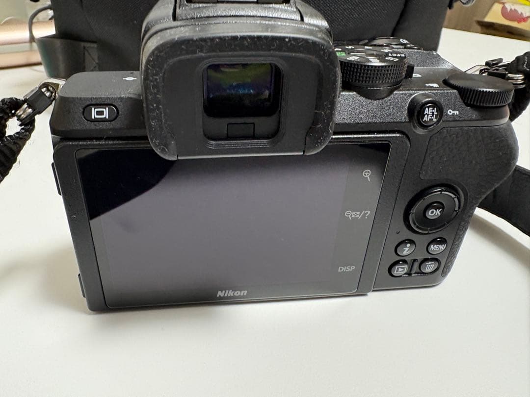 Nikon Z 50 ミラーレスカメラ