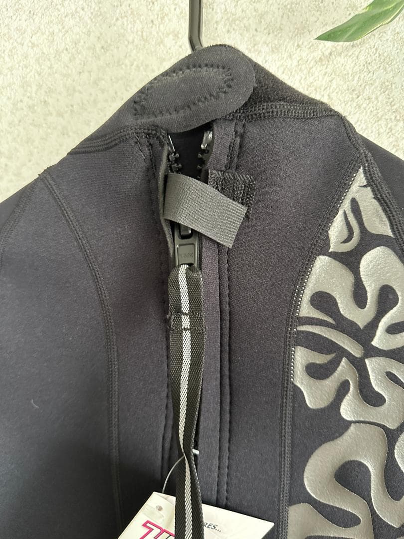 HO Sports ウェットスーツ 可愛いハワイアン柄　Women