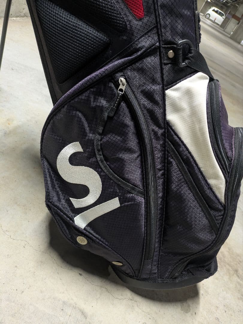 キャディバッグ　DUNLOPスリクソン　スタンド式　軽量