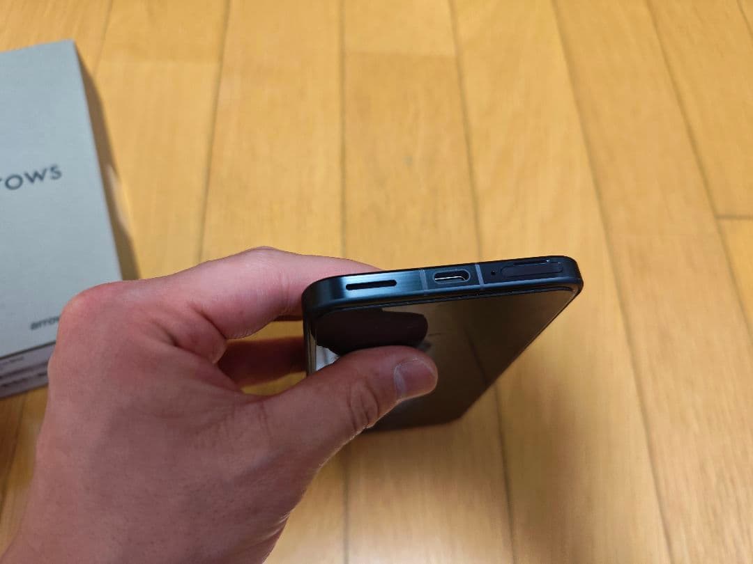 スマートフォン本体 arrows Alpha m08