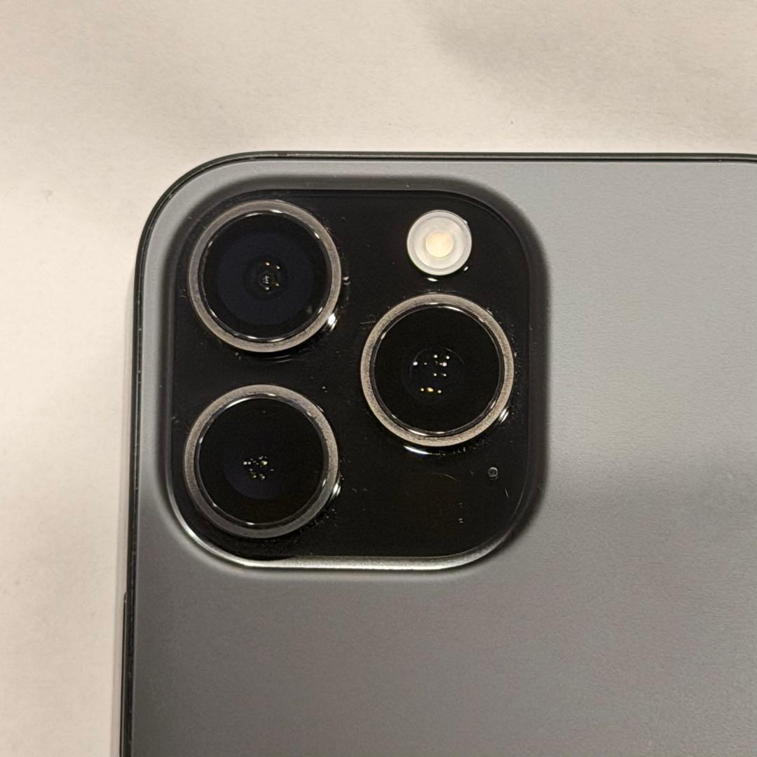 Apple iPhone 16 Pro MAX 512GB バッテリー100%