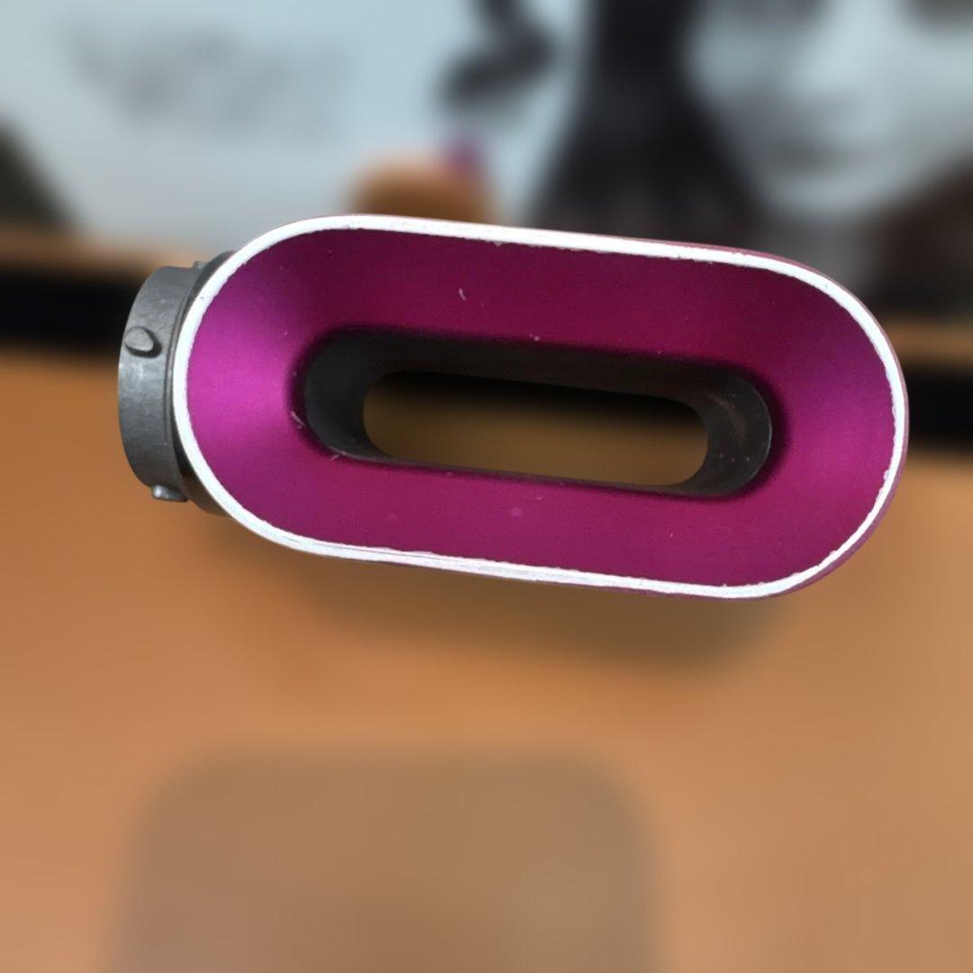 ダイソンエアーラップ HS01