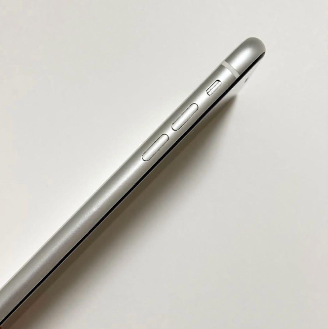 iPhone XR ホワイト 128GB