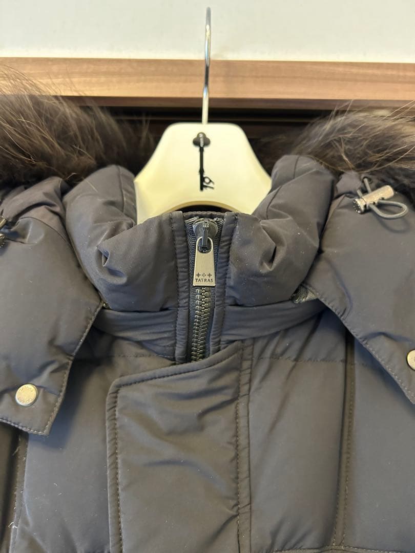 【美品】TATRAS ダウンジャケット