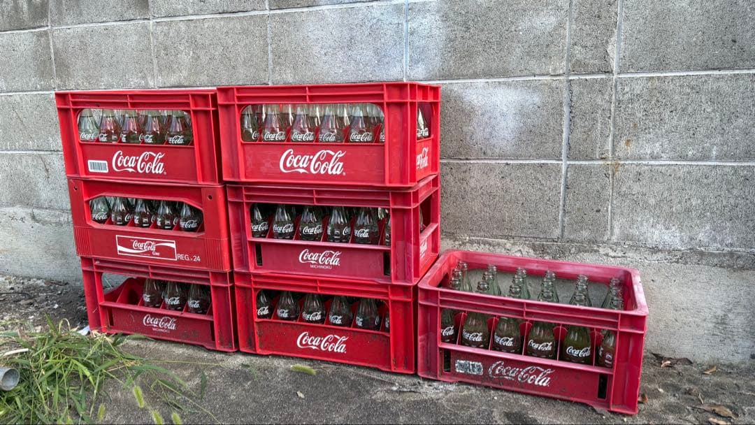 レトロ 希少 Coca-Cola ガラス瓶 約160本 ＆ 赤キャリーケース付き