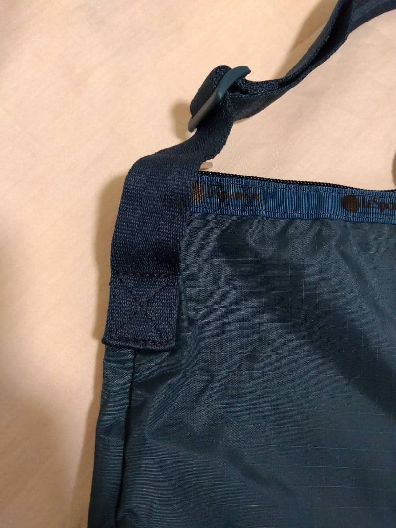 LeSportsac レスポートサック　ショルダーバッグ