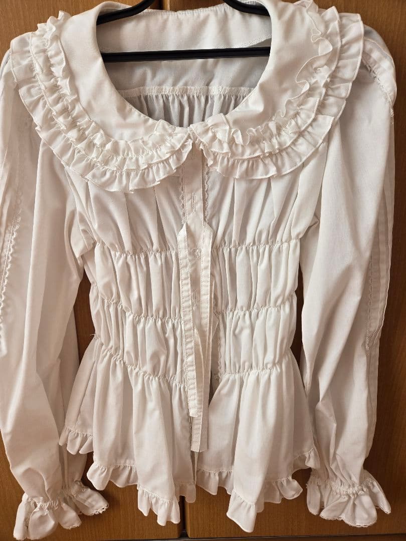 【morphose】丸襟シャーリング長袖ブラウス ロリータ オフ白