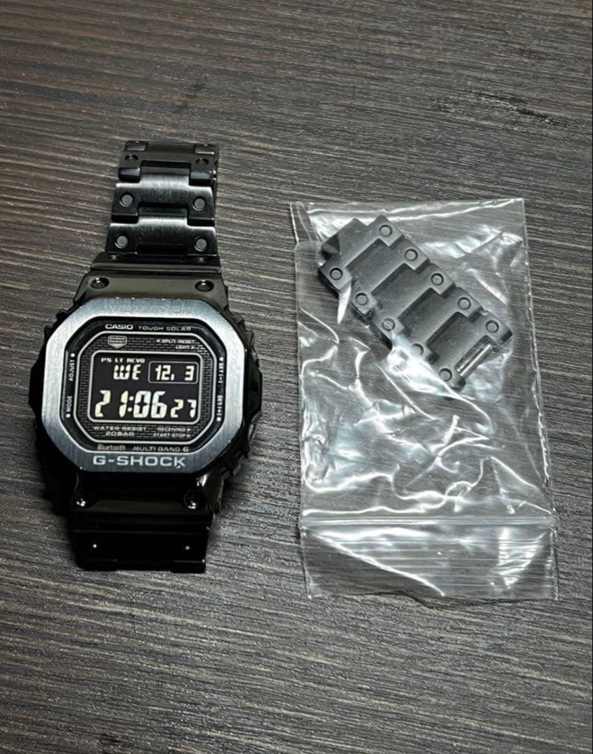 (美品)CASIO G-SHOCK GMW-B5000GD-1JF