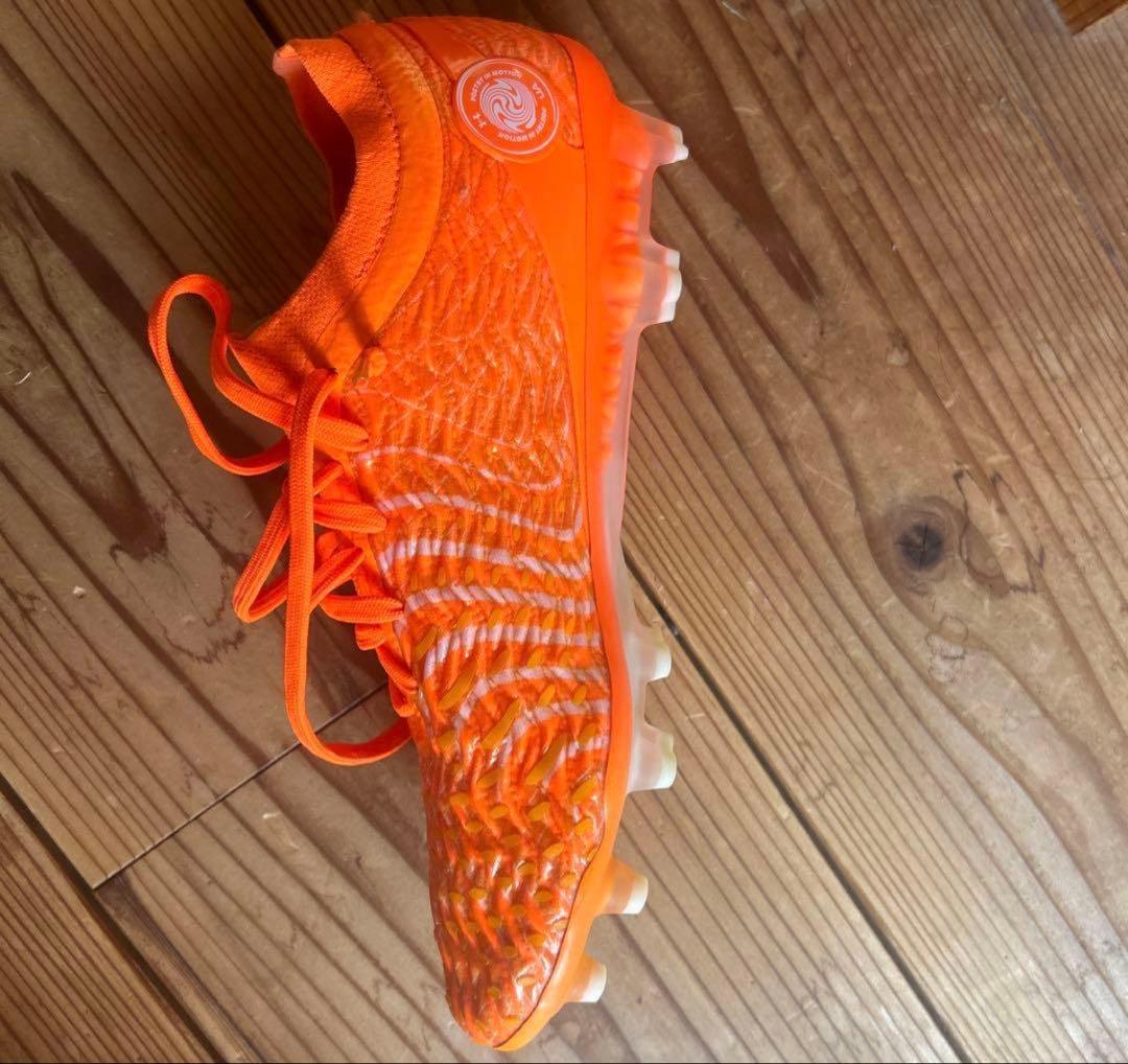 アンダーアーマー マグネティコ エリート 5 FG