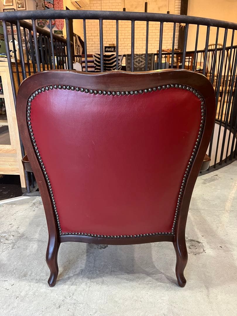 イタリア　1人掛けソファ　鋲打ち