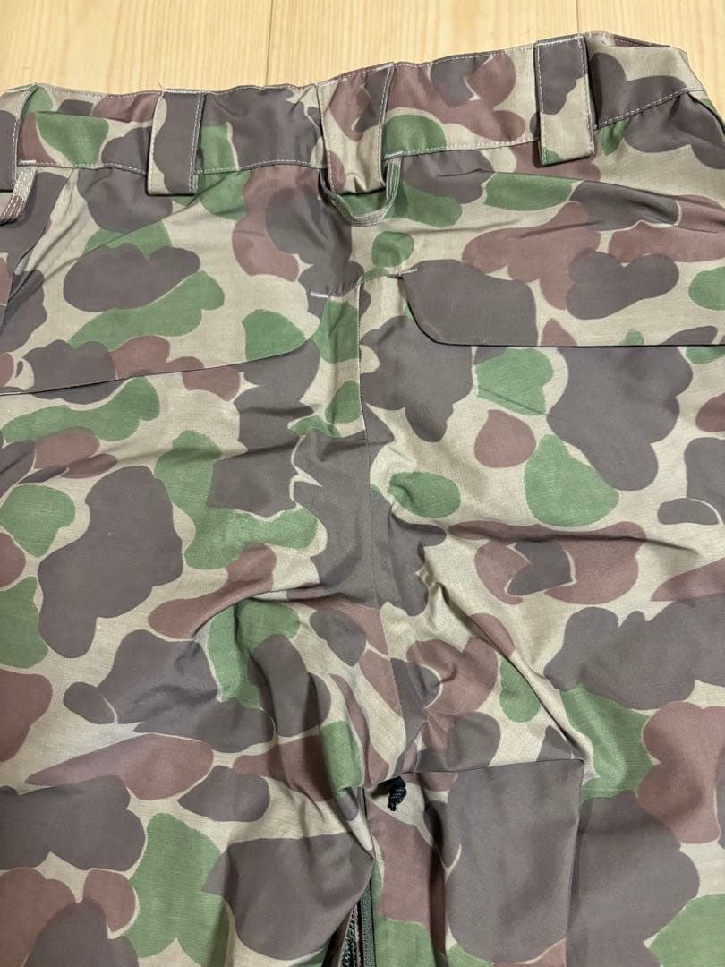 Burton GORE-TEXスノーボードパンツ値下げ