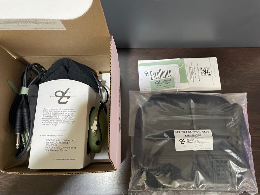 David Clark(デビット・クラーク) 航空機用ヘッドセット専用ケース付き