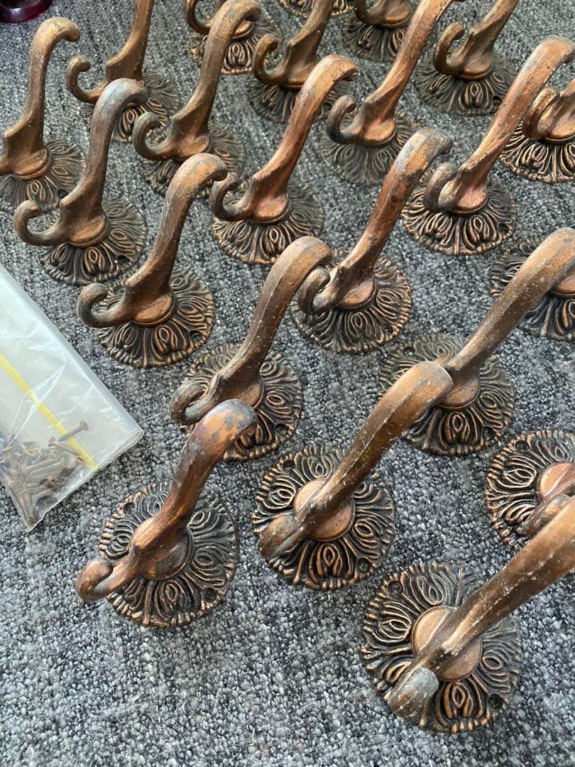 フック　25個　コート掛け　壁掛けフック　金具　カーテンフック　アンティーク