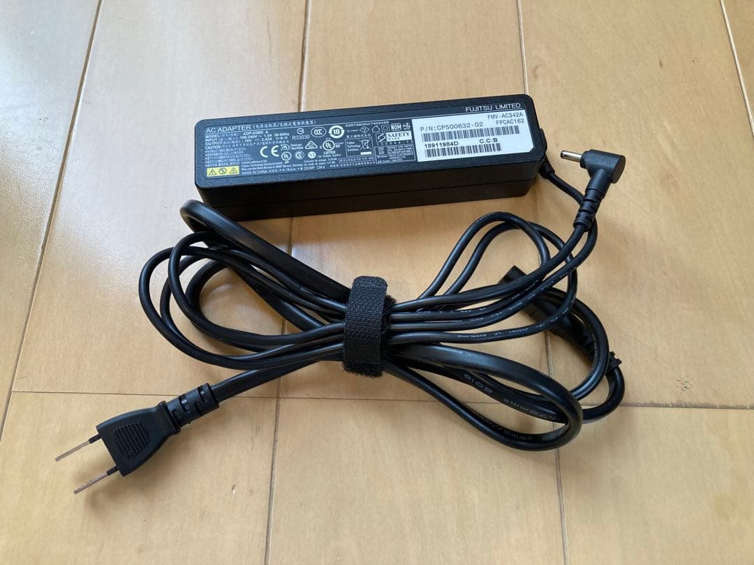 Q738/SB Windows11pro タブレットスリムキーボードセット 美品