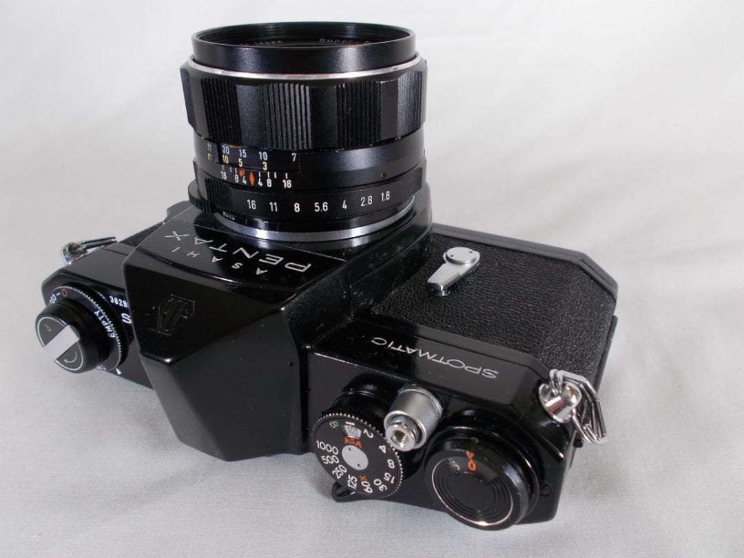 フィルムカメラ 整備済 完動品　 Pentax SP + f/1.8　P217