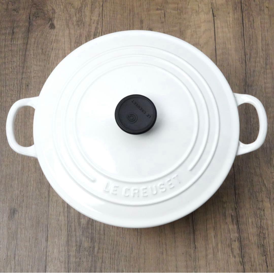 【美品】LE CREUSET　ココット ロンド ホワイト　22cm
