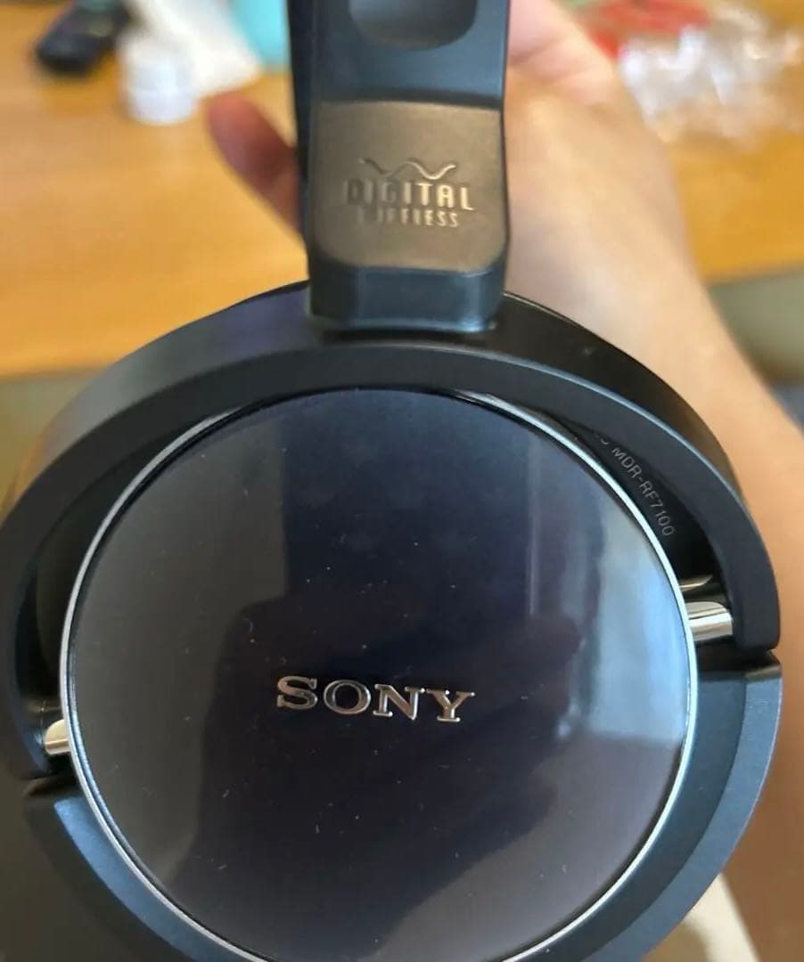SONY 7.1chデジタルサラウンドヘッドホンシステム MDR-DS7100