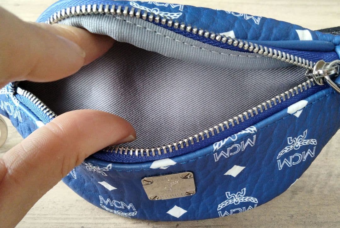 MCMポーチ チャーム ユニセックス ヴィセトス 小さめ