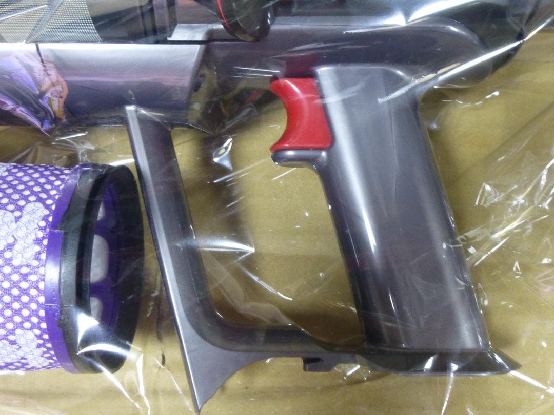 新品未使用　ダイソンSV18の新品本体（ボディ）です