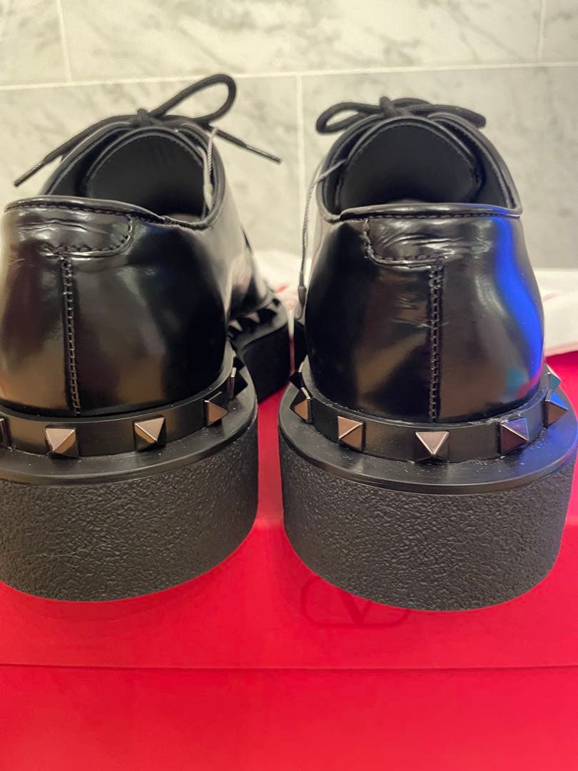VALENTINO GARAVANI ブラックスタッズシューズ　35.5 未使用