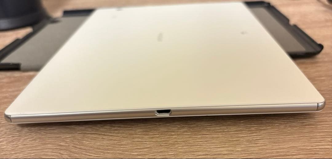 SONY XperiaZ4 Tablet SOT31 32GB (美品)