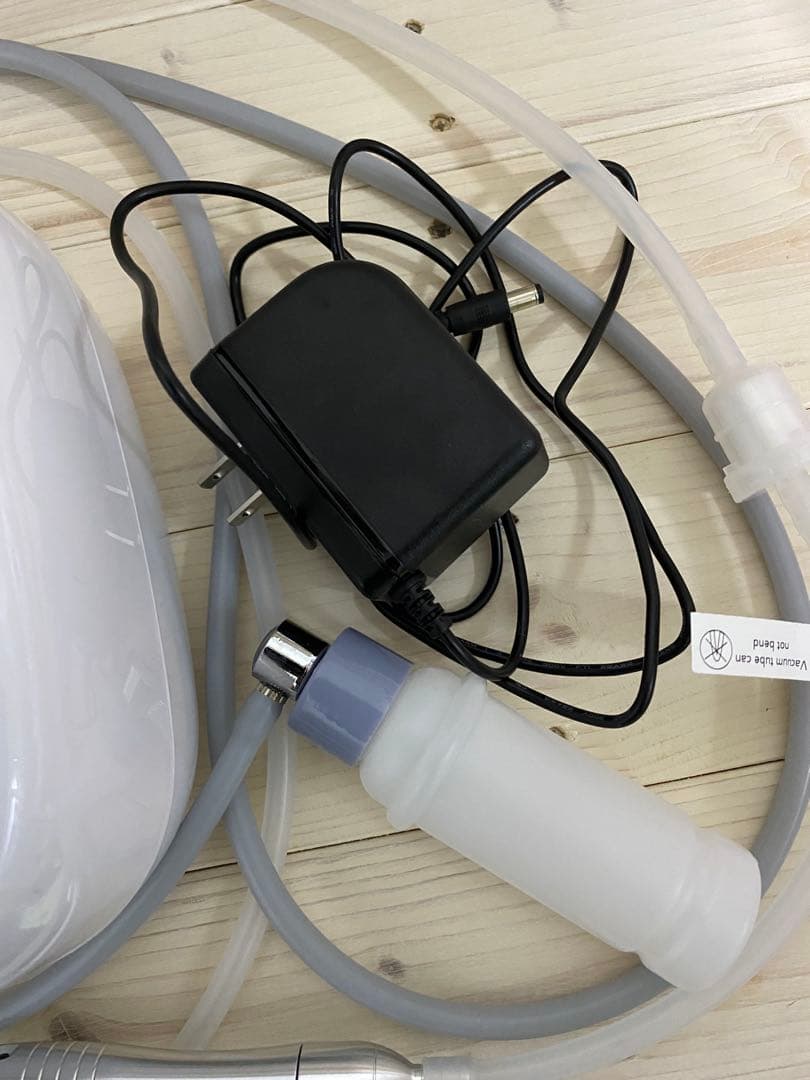 mini pod-V Vacuum & Spray 美顔器