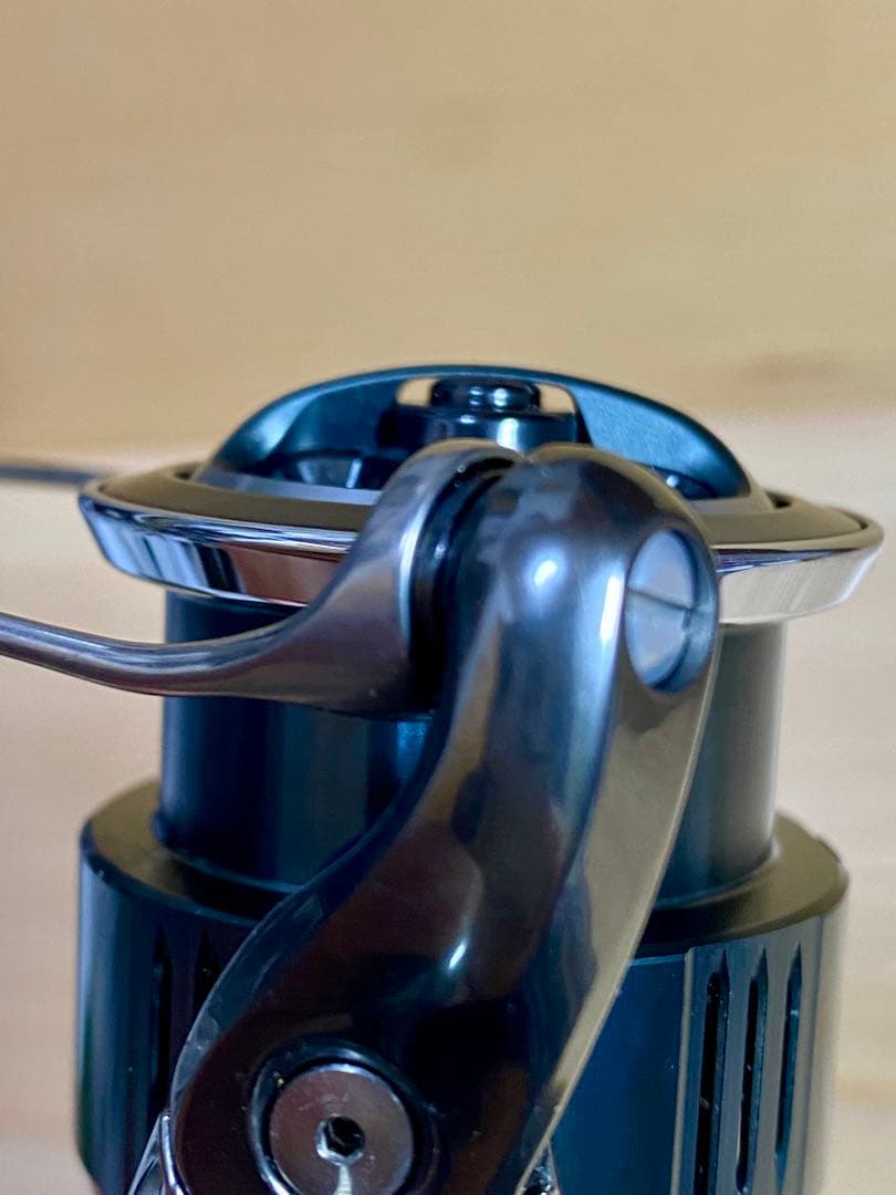 22STELLA スピニングリール C2500S 中古美品