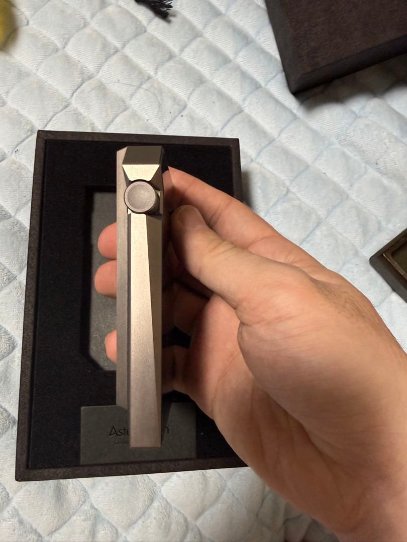 Astell&Kern AK240デジタルオーディオプレーヤー