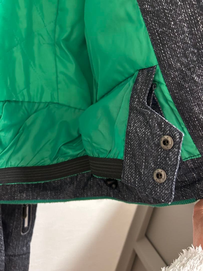 フォーナインズ　スノーボードウェア130センチ