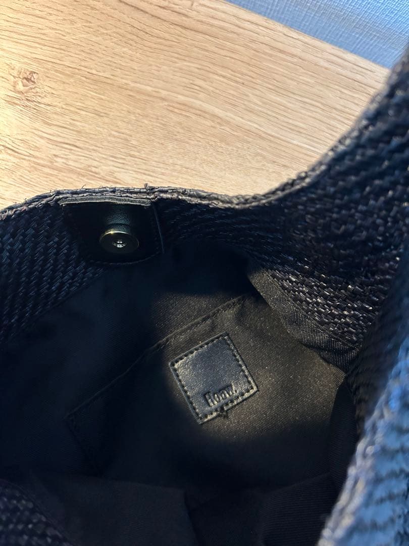 Hoaw. ラフィアショルダーバッグ ブラック