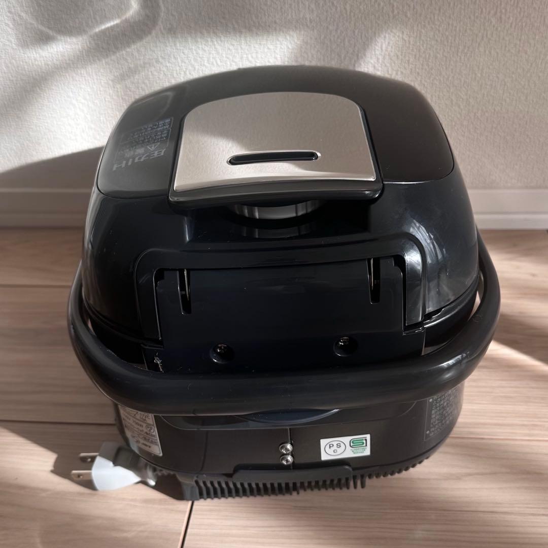 象印　NP-RN05 象印 圧力IH炊飯器3通りの炊き分け圧力(2024年製)