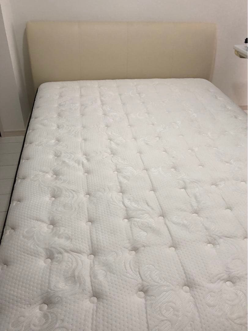 【セット販売】ニトリ ダブルサイズのベッドフレームとマットレス