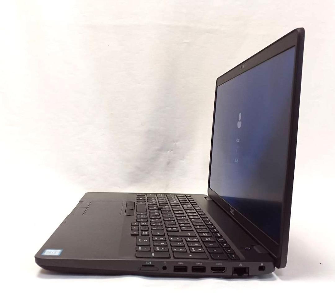 美品 15型 Precision 3541 i7 9世代 QuadroP620