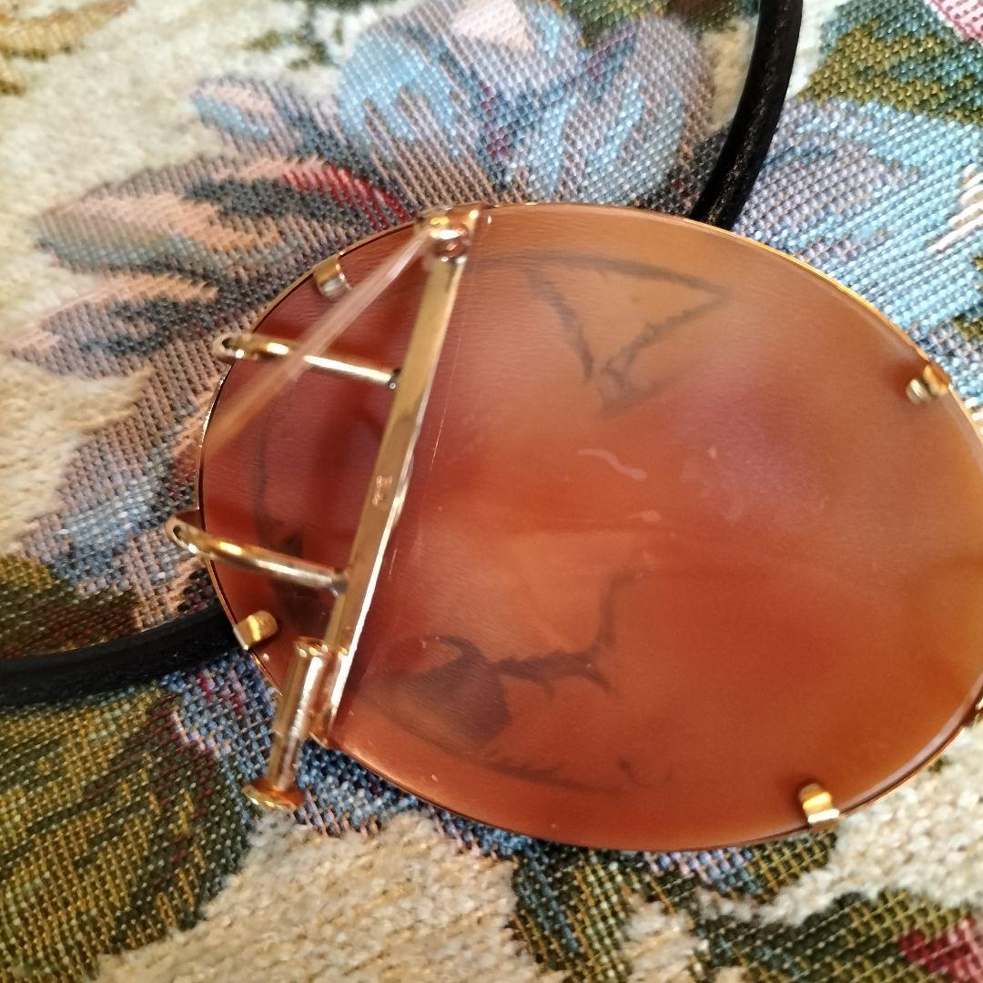 K18カメオ　シェル❛小鳥と少女❜モチーフ　ブローチ・ネックレス両用　他未使用