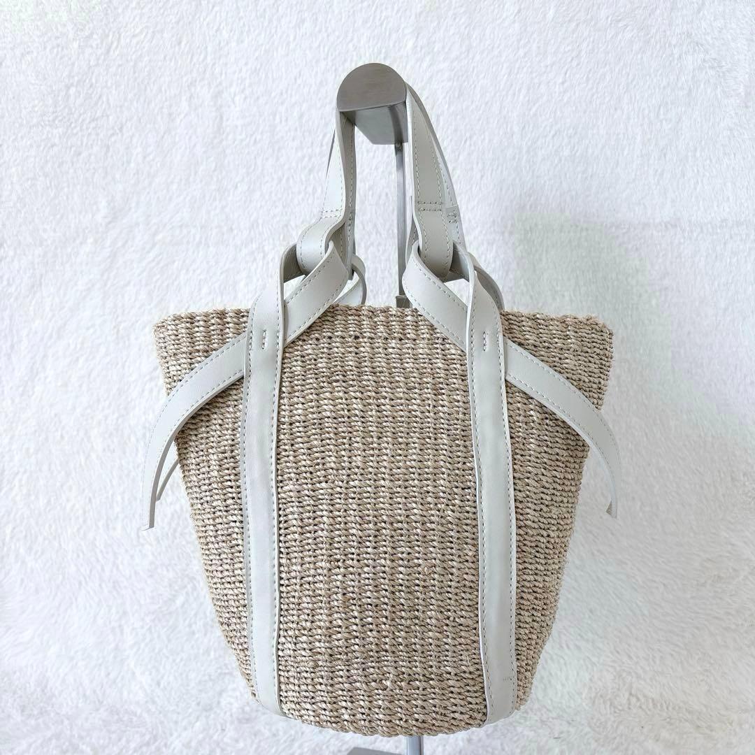 極美品✨ヴィオラドーロ　かごバッグ　ホワイトレザー　夏バッグ　本革　ゴールドロゴ