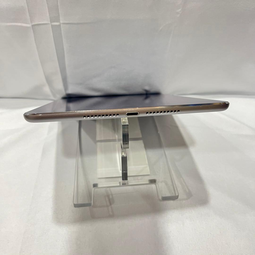 Apple iPad mini4 128GBスペースグレー