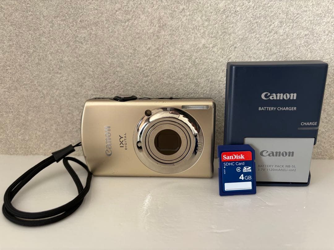 Canon IXY920IS ゴールド 動作品　充電器、SDカード4GB付き
