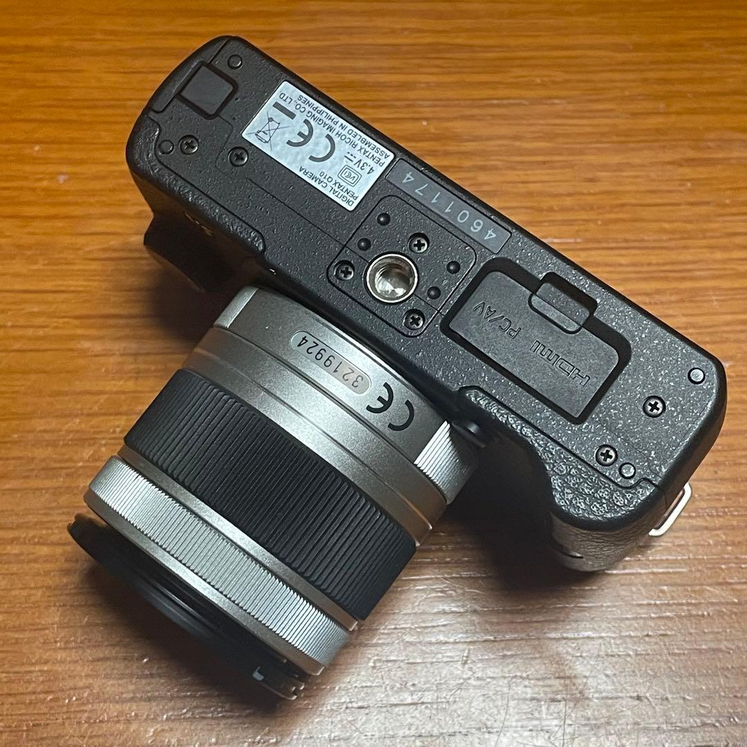 ペンタックス PENTAX Q10 ブラック 02ズームレンズキット おまけ付