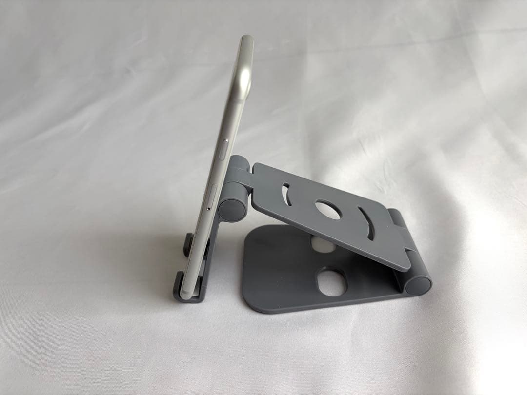 Apple iPhone 8 シルバー