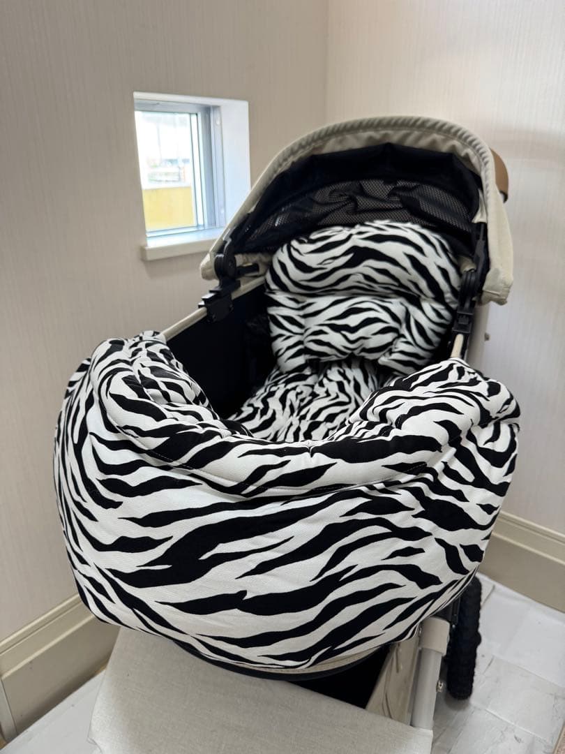 3点set カートクッション　コンフォーター　あごのせ　ダマスク柄