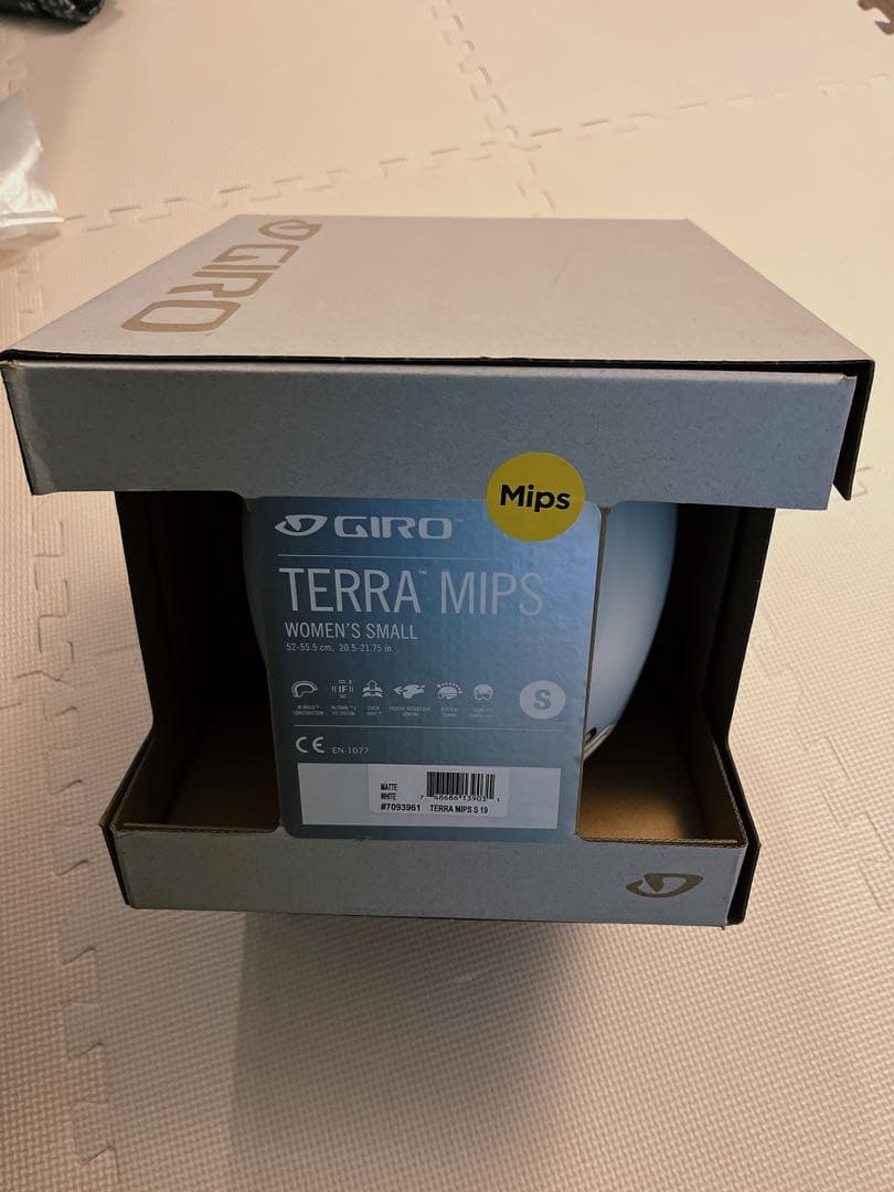 超美品❤︎GIRO MIPS規格 AVERA ヘルメット Sサイズ レディース 白