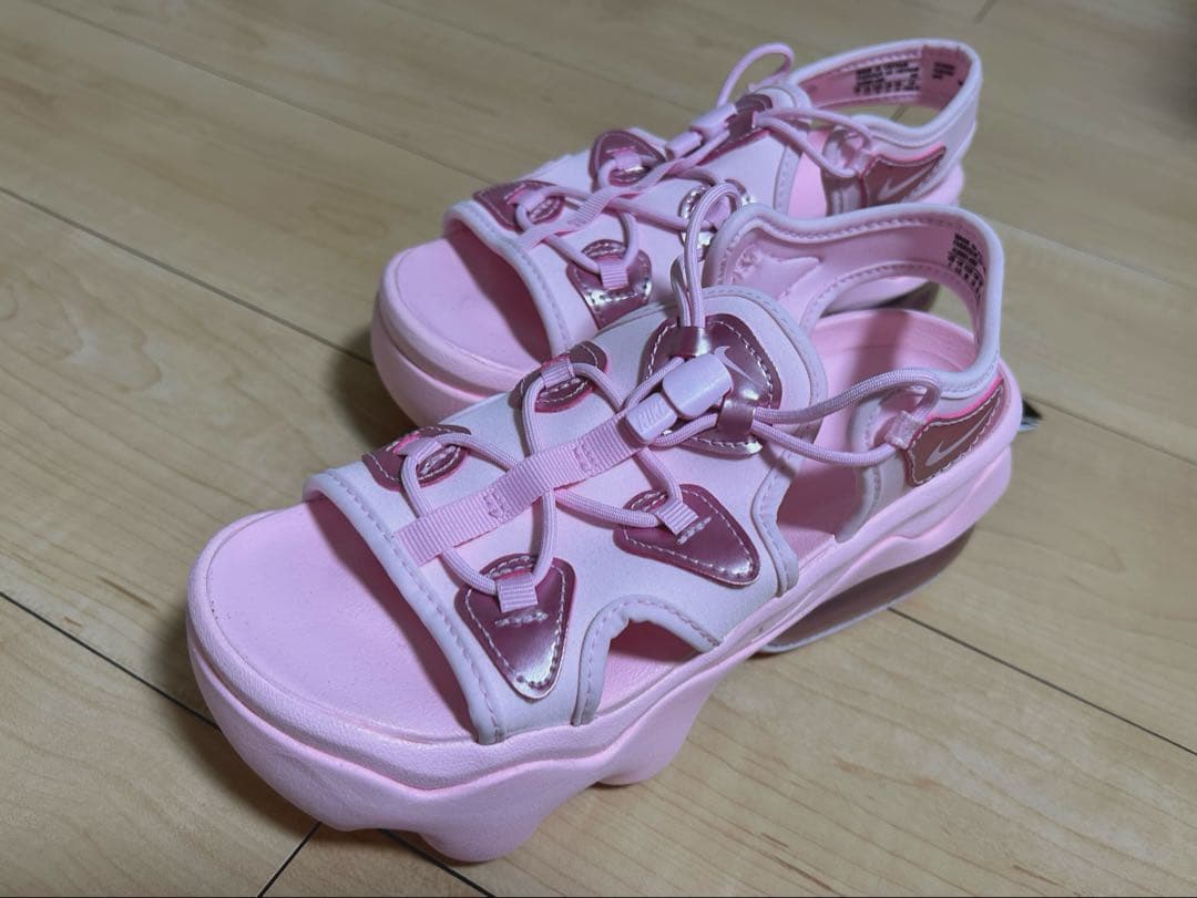 新品未使用 NIKE ナイキ エアマックスココ サンダル ピンク 24cm