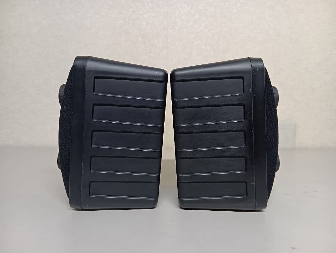 BOSE 101MMG 2ホン 純正吊り下げ金具付属