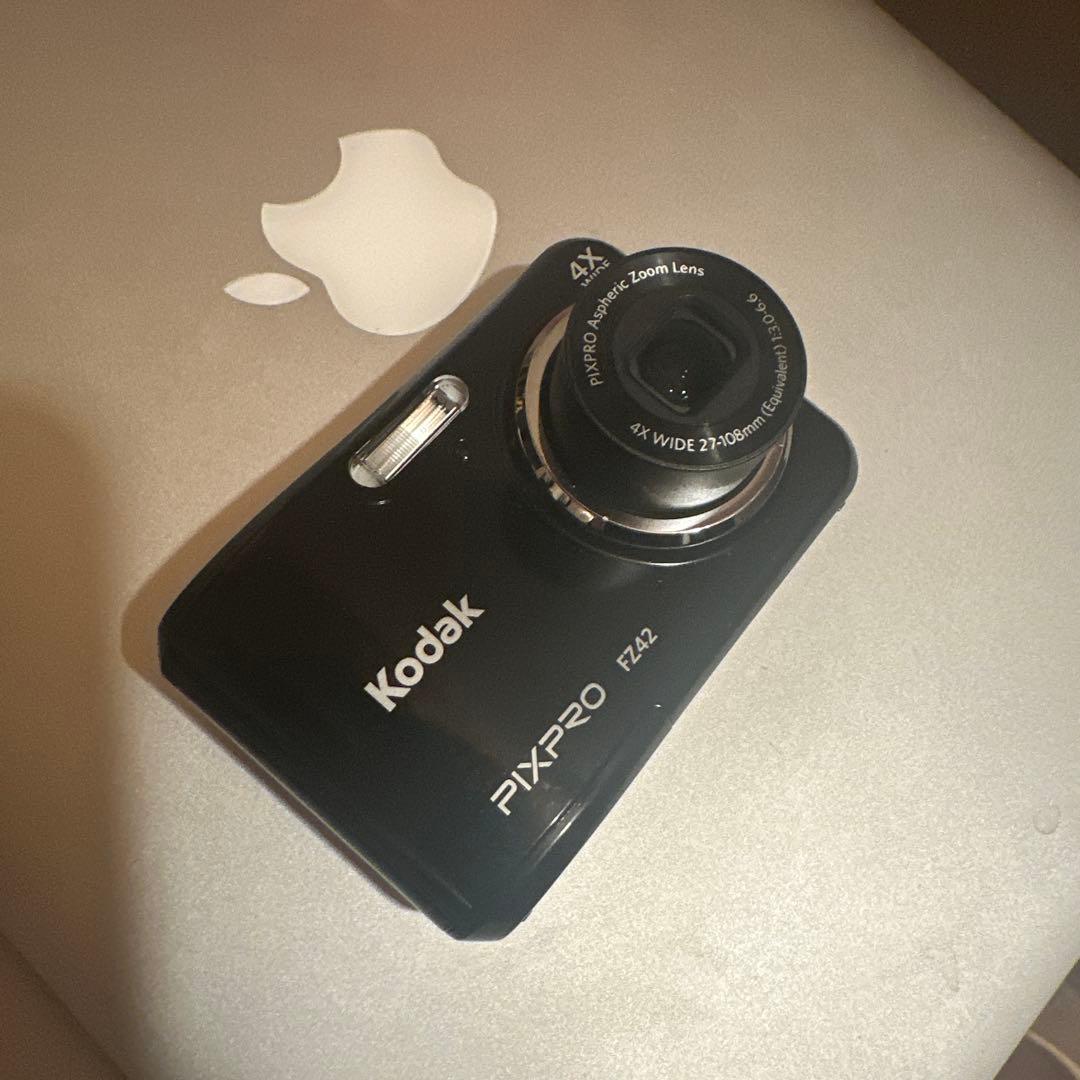 Kodak PIXPRO FZ42 コンパクトデジタルカメラ