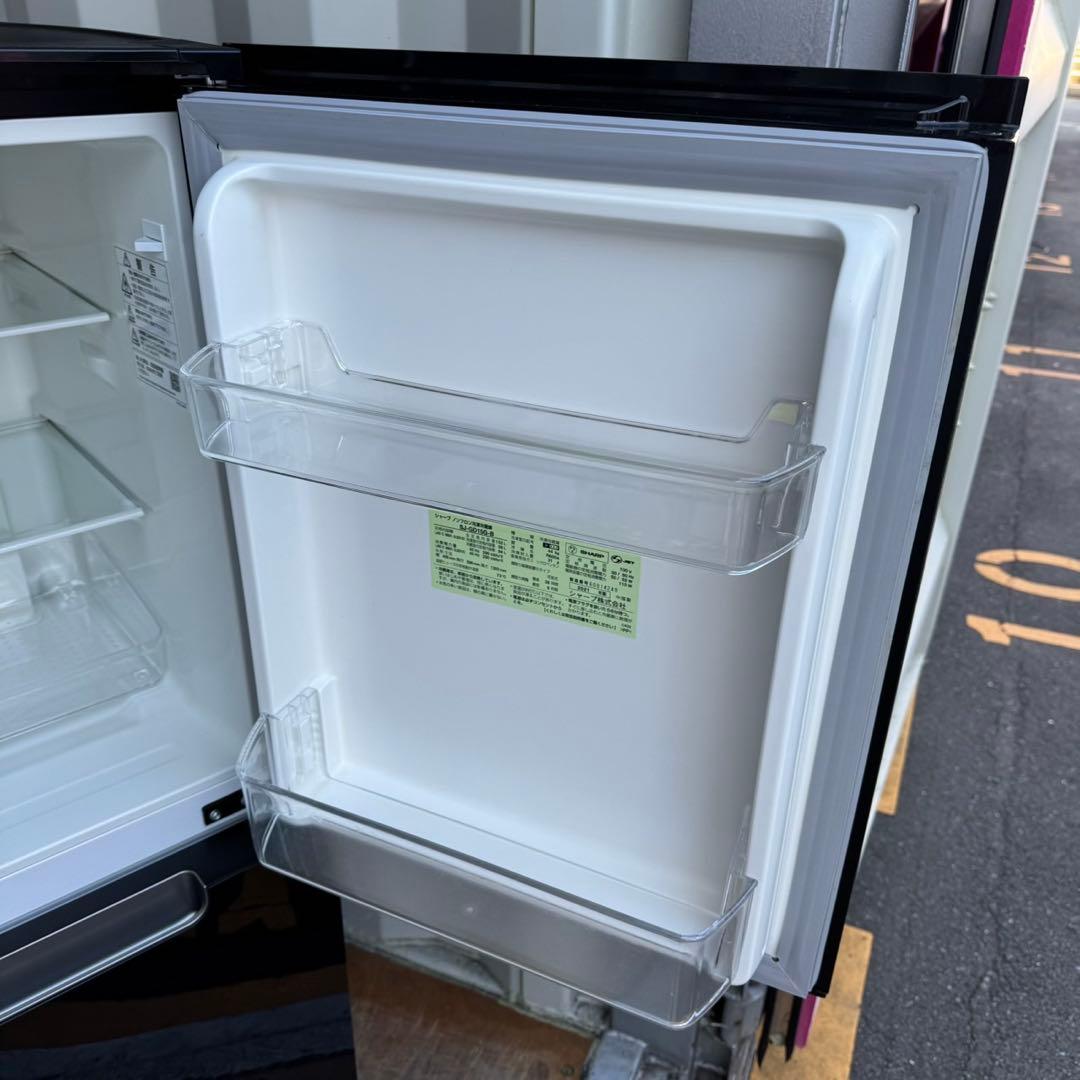 80⭐️2021年製美品★シャープ　冷蔵庫　ブラック　黒　ガラス扉　右、左開き
